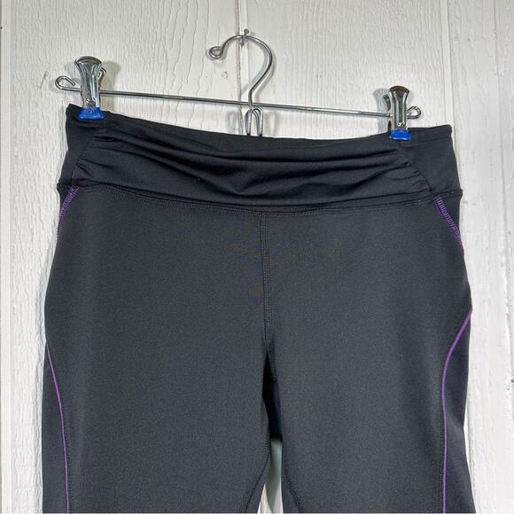 Athleta Quick Step Capri Athletic Leggings Black and Purple 819214 - Picture 5 of 13